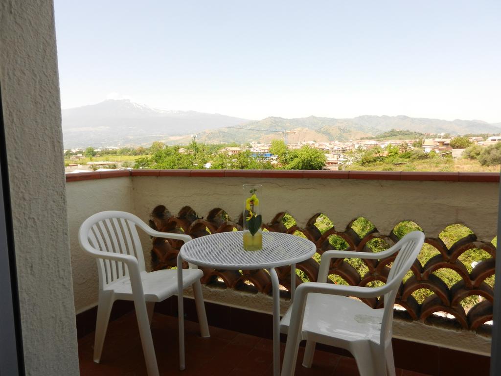 Villa Collina Giardini-Naxos Habitación foto