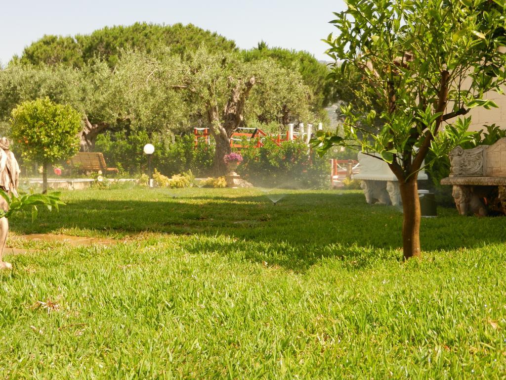 Villa Collina Giardini-Naxos Habitación foto